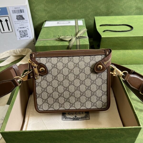 1:1 Replica Gucci Messenger Bag With Interlocking G Beige And Ebony GG Supreme Canvas And Brown For Men 8in/21cm GG 674164 92THG