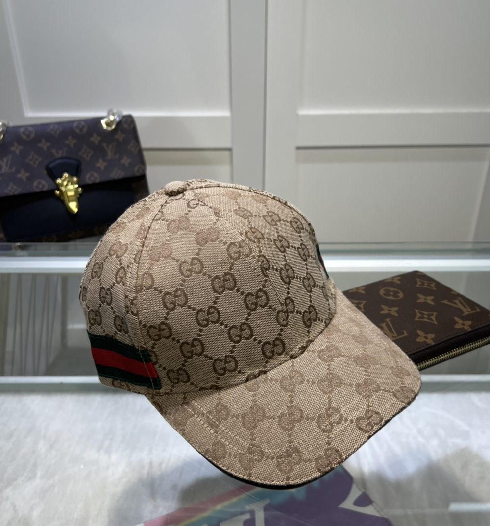 Gucci Original GG Canvas Baseball Hat With Web Beige GG Hat