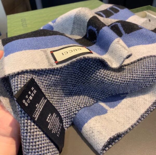 Gucci Wool Multicolor Line in Grey and Blue Scarf 150cm/71in