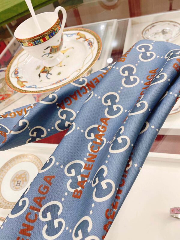 Gucci x Balenciaga in Blue Square Scarf 90cm/35in 