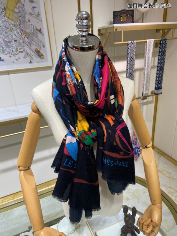 Hermes Cashmere Multicolor in Black Scarf 200cm/79in 