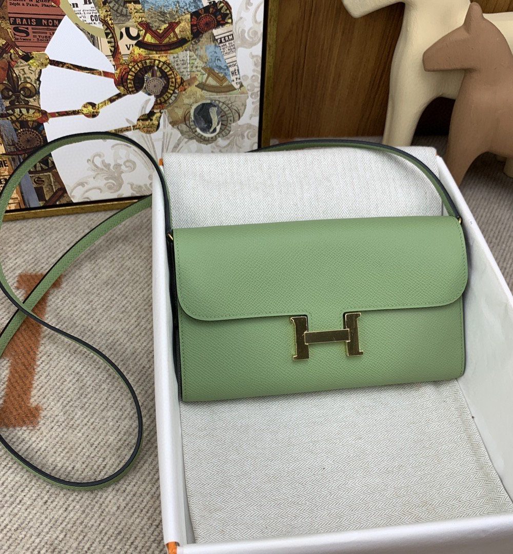 1:1 Replica Hermes Constance Long Togo Wallet Green, Gold Toned Hardware Bag For Women, Women's Handbags, Shoulder Bags 8.1in/21cm