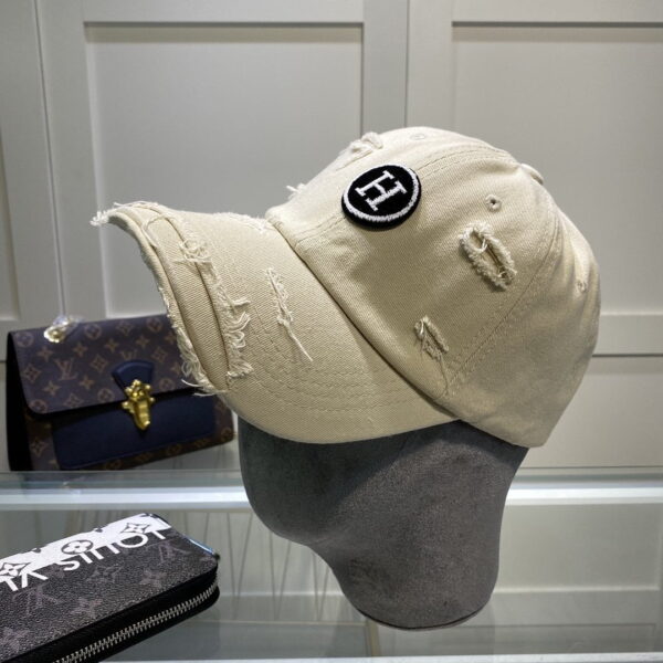 Hermes Davis H Primavera Cap Beige Hermes Cap