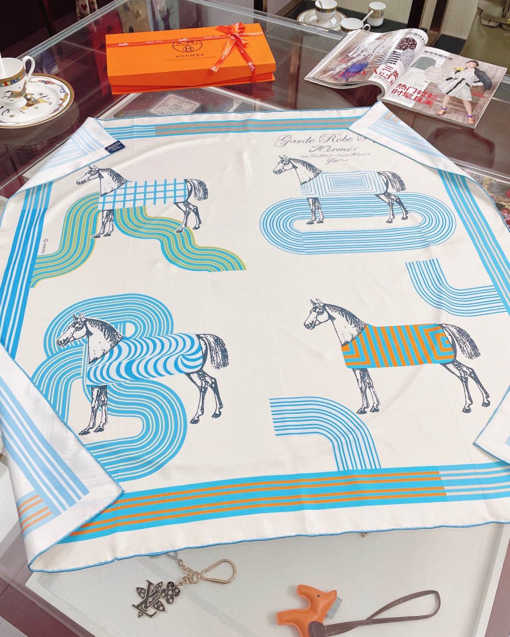 Hermes Garde-Robe Pop Detail Beige/Blue/Green Square Scarf 90cm/35in