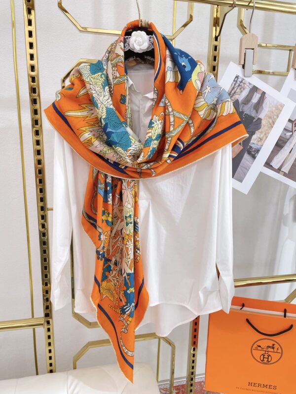 Hermes Le Sacre des Saisons Potiron/Bleu Gris/Jaune Soleil Scarf 140cm/55in H003903S 21 