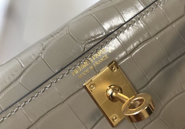 1:1 Replica Hermes Mini Kelly 19 Embossed Patent Light Grey Bag With Gold-Toned Harware For Women, Women's Handbags, Shoulder Bags 7.5in/19cm