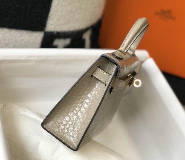 1:1 Replica Hermes Mini Kelly 19 Embossed Patent Light Grey Bag With Gold-Toned Harware For Women, Women's Handbags, Shoulder Bags 7.5in/19cm
