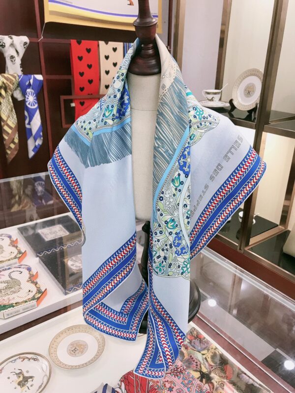 Hermes Selle des Steppes Blue Square Scarf 90cm/35in 