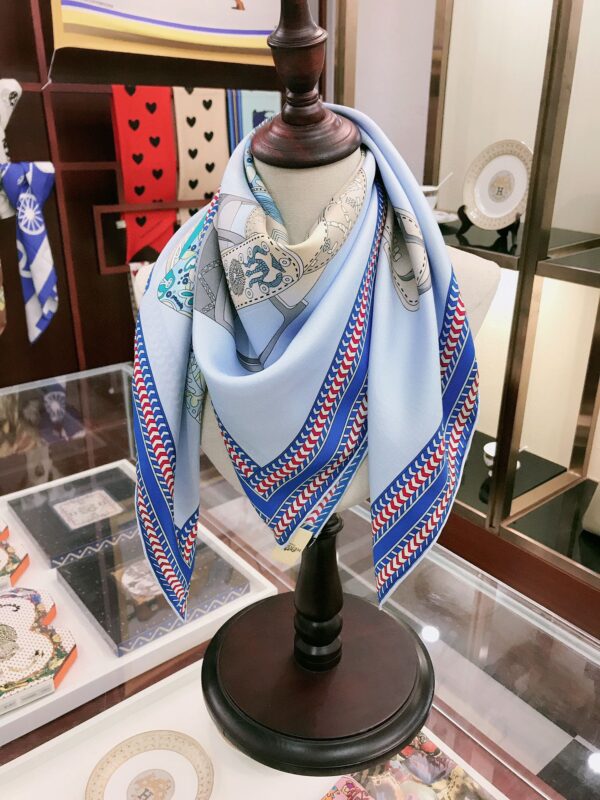 Hermes Selle des Steppes Blue Square Scarf 90cm/35in 