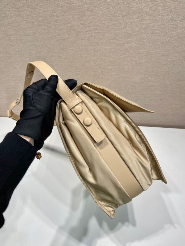Large Padded Shoulder Bag In Beige For Women 14.1in/ 36cm 1BD256_RDLN_F0F24_V_OOO
