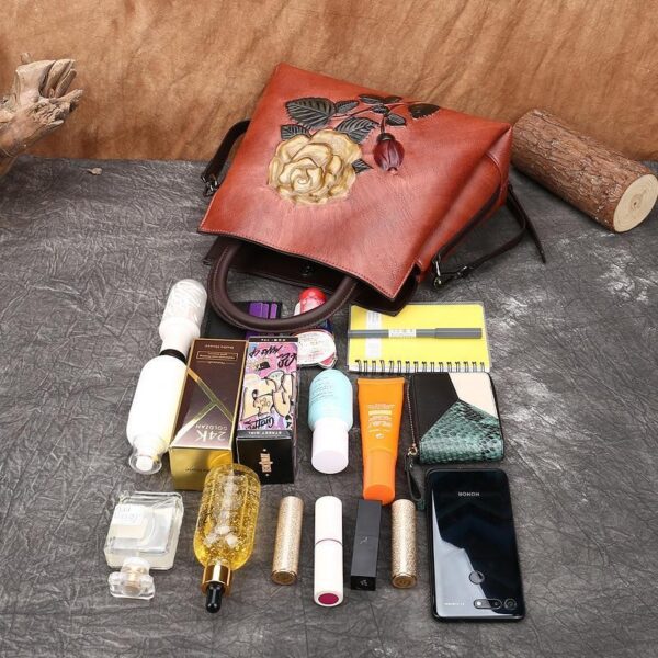 LC19 - WOMEN'S FASHION BAG.