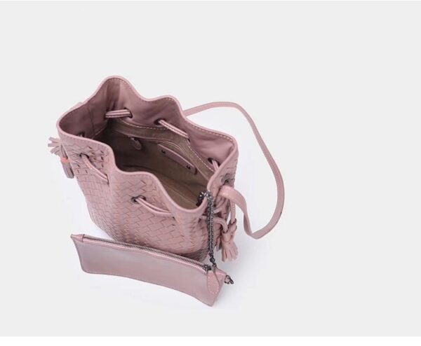 LC25 - WOMEN'S FASHION BAG.