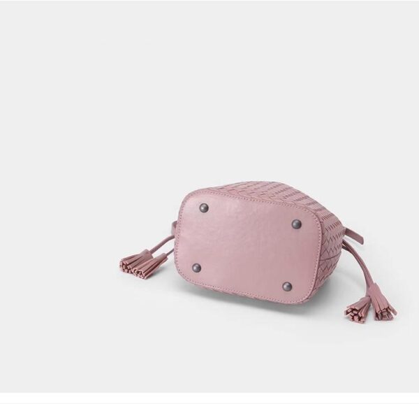 LC25 - WOMEN'S FASHION BAG.