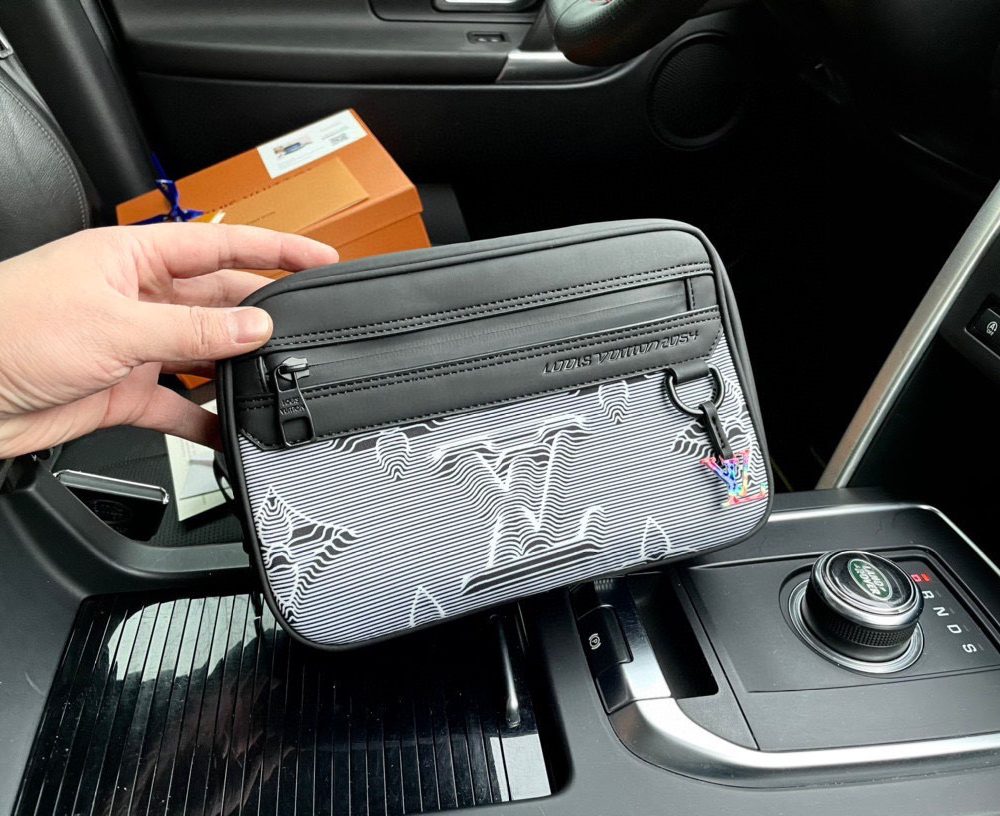 LC268 - Louis Vuitton Fashion Bag