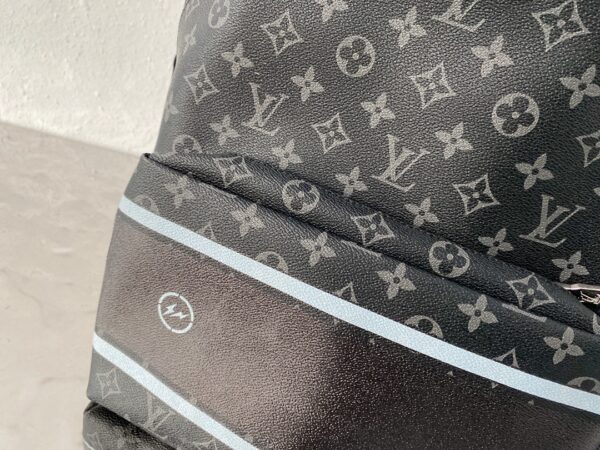 LC285 - Louis Vuitton Fashion Bag