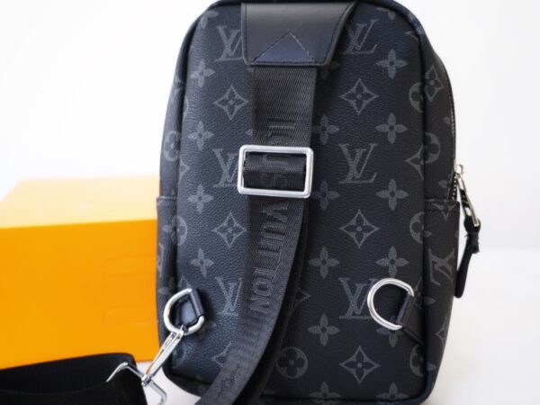 LC287 - Louis Vuitton Black Fashion Bag