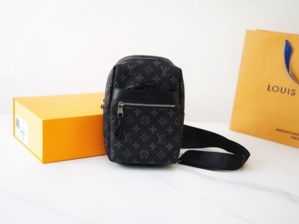 LC287 - Louis Vuitton Black Fashion Bag