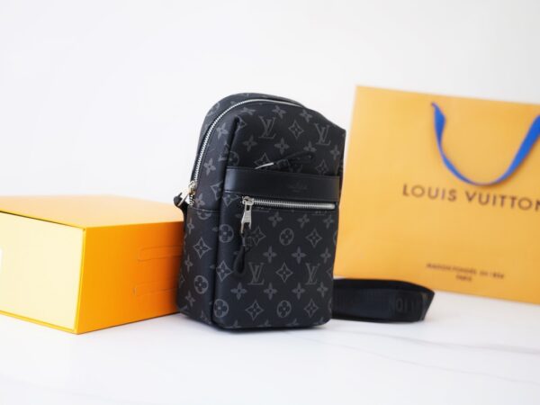 LC287 - Louis Vuitton Black Fashion Bag