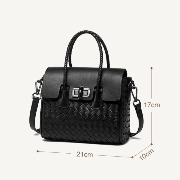 LC33 - Women's Fashion Bag.