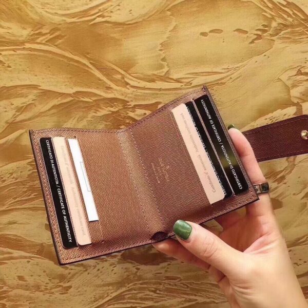 LC53 - Louis Vuitton Women's Fashion Bag