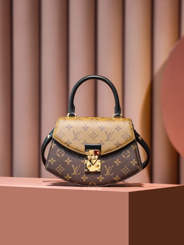 LC708 – Louis Vuitton 𝐓𝐈𝐋𝐒𝐈𝐓𝐓 M46548 Size 24 cm Top Quality