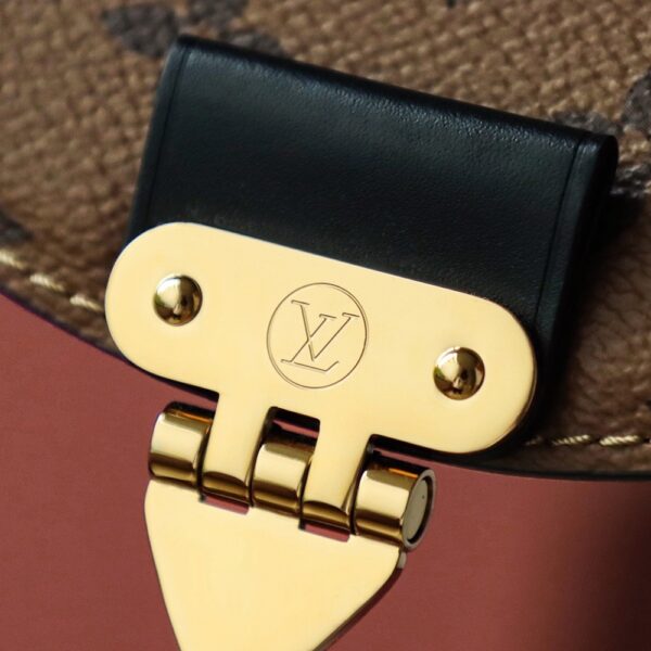 LC708 – Louis Vuitton 𝐓𝐈𝐋𝐒𝐈𝐓𝐓 M46548 Size 24 cm Top Quality