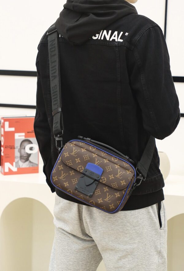 LC714 – Louis Vuitton 𝐒 𝐋𝐎𝐂𝐊 M45863 Top Quality