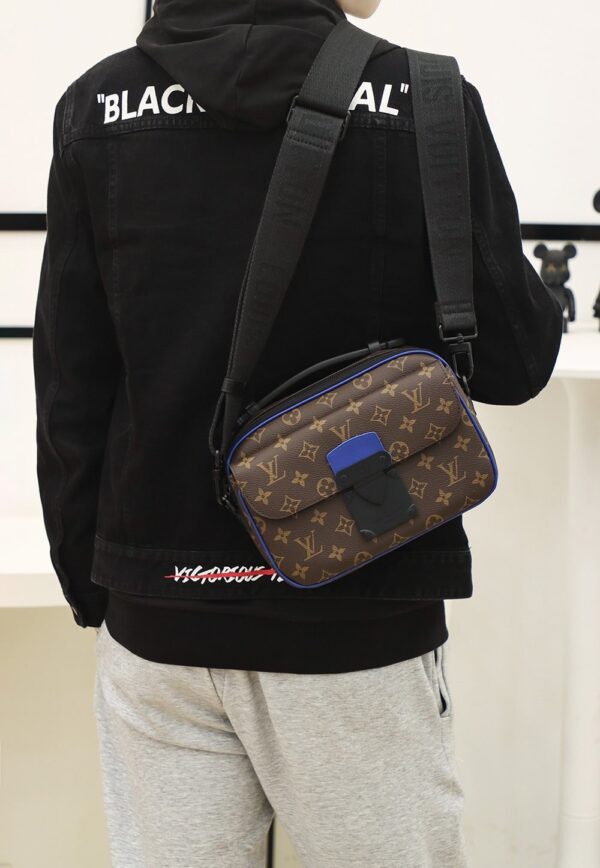 LC714 – Louis Vuitton 𝐒 𝐋𝐎𝐂𝐊 M45863 Top Quality