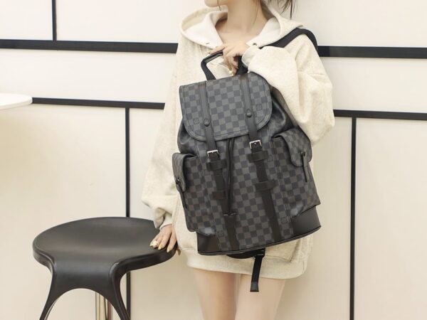 LC715 – Louis Vuitton 𝐂𝐇𝐑𝐈𝐒𝐓𝐎𝐏𝐇𝐄𝐑 N41379 Top Quality