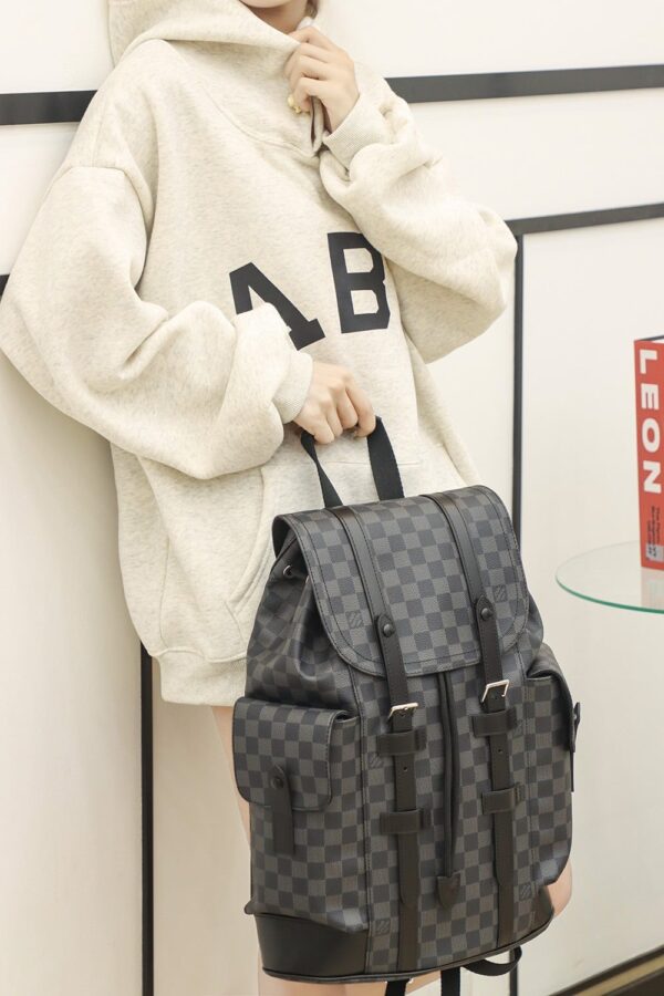 LC715 – Louis Vuitton 𝐂𝐇𝐑𝐈𝐒𝐓𝐎𝐏𝐇𝐄𝐑 N41379 Top Quality