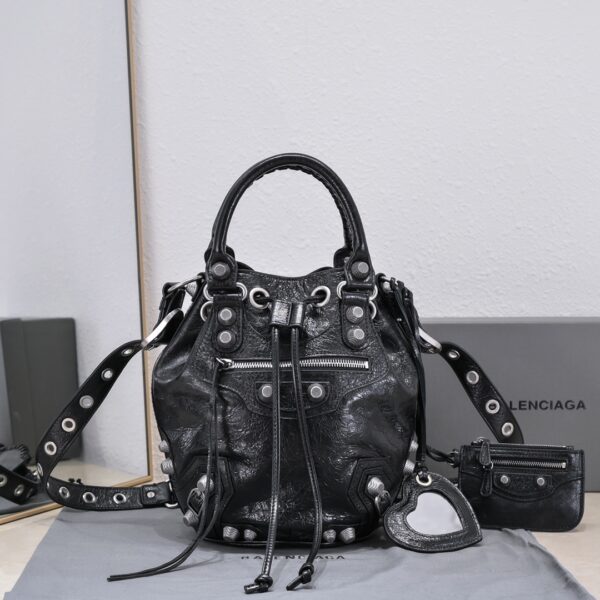 Le Cagole Small Bucket Bag In Black/Dark Blue/Sliver Tone For Women 11.8in/30 cm 7024321VG9Y1000