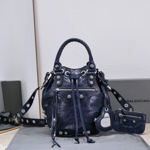 Le Cagole Small Bucket Bag In Black/Dark Blue/Sliver Tone For Women 11.8in/30 cm 7024321VG9Y1000