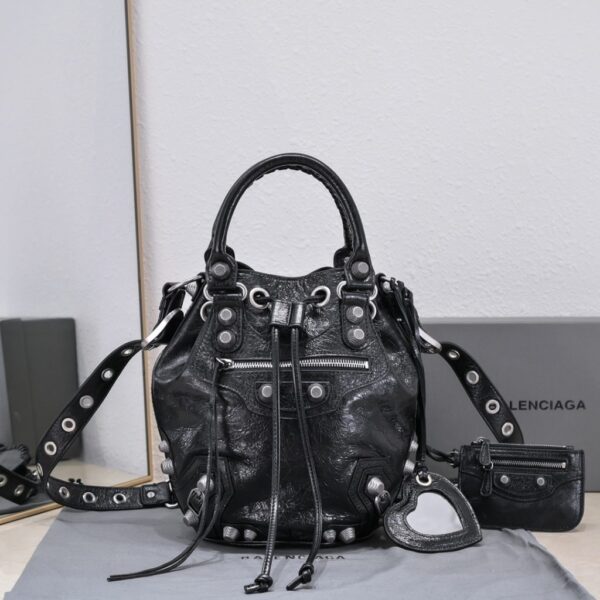 Le Cagole Small Bucket Bag In Black/Dark Blue/Sliver Tone For Women 11.8in/30 cm 7024321VG9Y1000