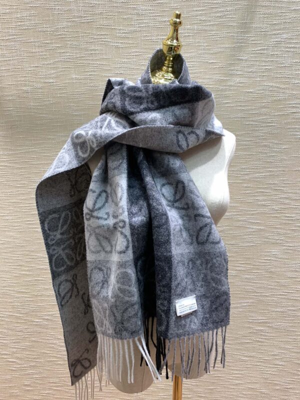 Loewe Anagram In Wool And Cashmere Navy Blue Scarf 180cm/71in 