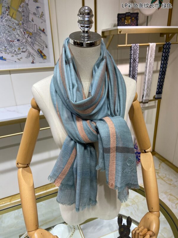 Loro Piana Long Island Stole Linen and Silk in Blue Scarf 205cm/80in 