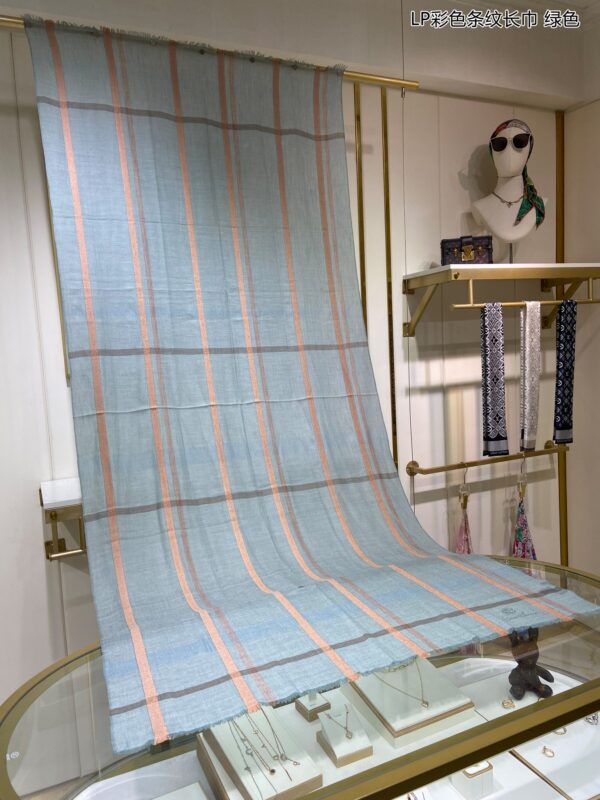 Loro Piana Long Island Stole Linen and Silk in Blue Scarf 205cm/80in 