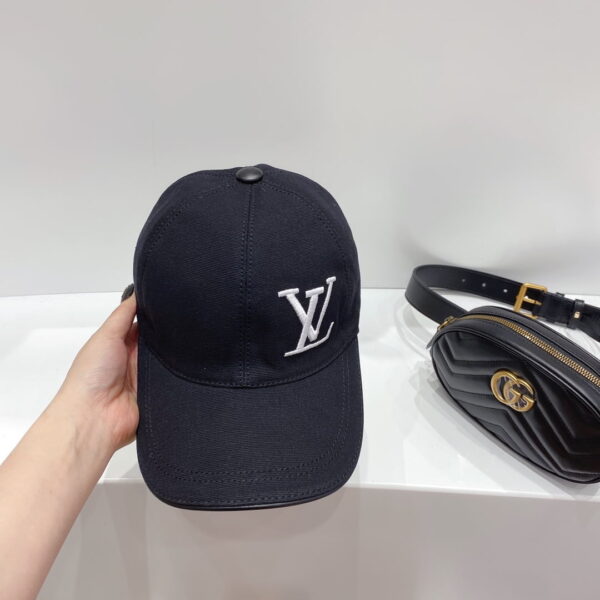 Louis Vuitton Be My Cap Black LV Cap