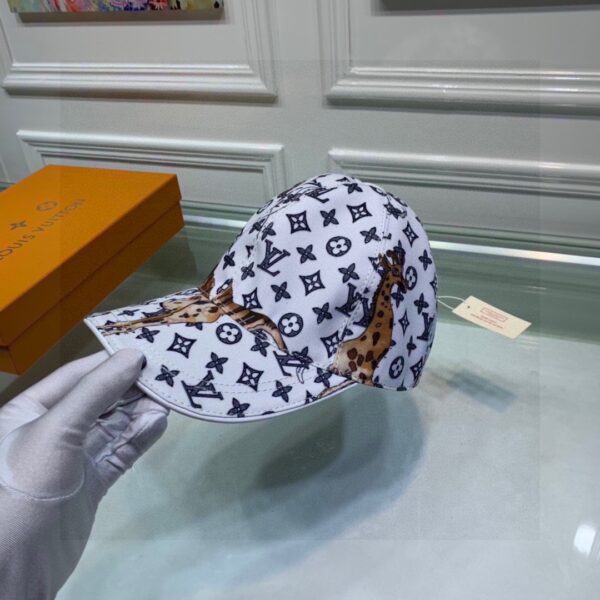 Louis Vuitton Be My Cap White LV Cap