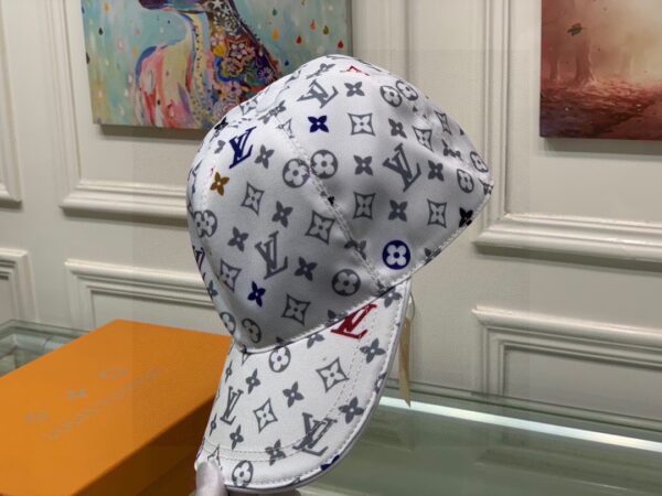 Louis Vuitton Be My Cap White LV Cap