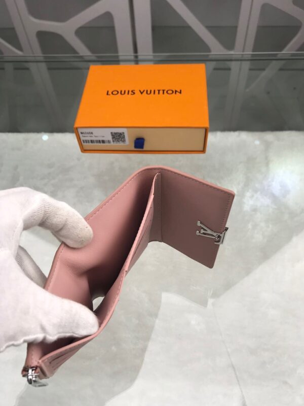 1:1 Replica Louis Vuitton Capucines Sweet Brogues Taurillon Pink For Women, Women's Wallets 5.3in/13.5cm LV 