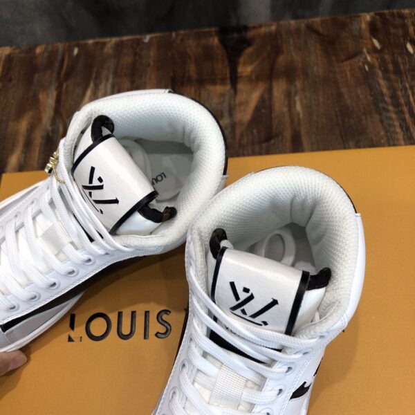 Louis Vuitton Charlie Sneaker Boot Mix Of Recycled And Bio Based Materials White For Women LV 1A9RYU
