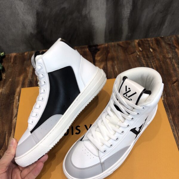 Louis Vuitton Charlie Sneaker Boot Mix Of Recycled And Bio Based Materials White For Women LV 1A9RYU