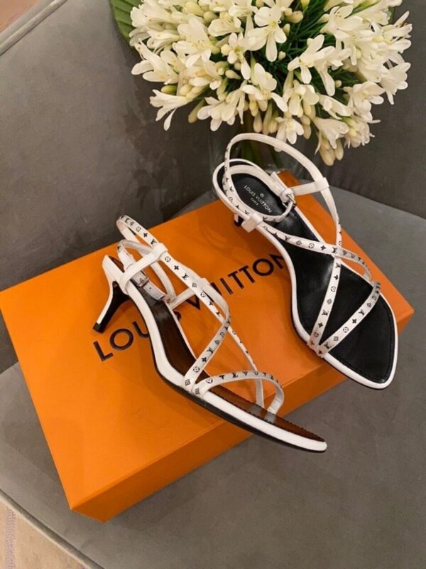 Louis Vuitton Citizen Sandals Calfskin Leather Spring/Summer Collection 1A7RYA White