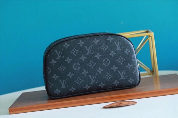 1:1 Replica Louis Vuitton Cosmetic Pouch Monogram Eclipse For Women, Women's Wallets 6.7in/17cm LV M60024