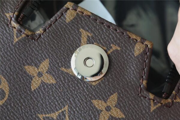 1:1 Replica Louis Vuitton Dopp Kit Poche Toilette Monogram Canvas By Virgil Abloh's Minty /Purple For Women, Women's Wallets 11in/28cm LV 