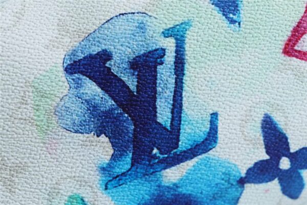1:1 Replica Louis Vuitton Dopp Kit Toilet Pouch Monogram Empreinte Multiple Color For Women, Women's Wallets 11in/28cm LV
