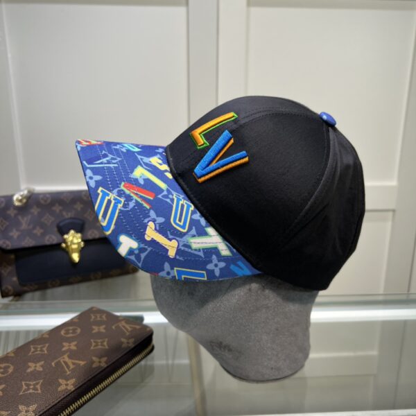 Louis Vuitton Embroidered Logo Baseball Cap Black LV Cap