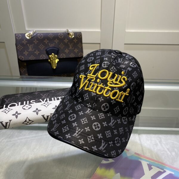 Louis Vuitton Embroidered Logo Baseball Cap Black LV Cap