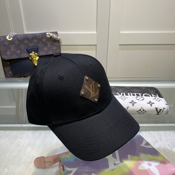 Louis Vuitton Embroidered Logo Baseball Cap Black LV Cap
