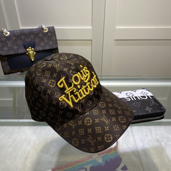 Louis Vuitton Embroidered Logo Baseball Cap Brown LV Cap